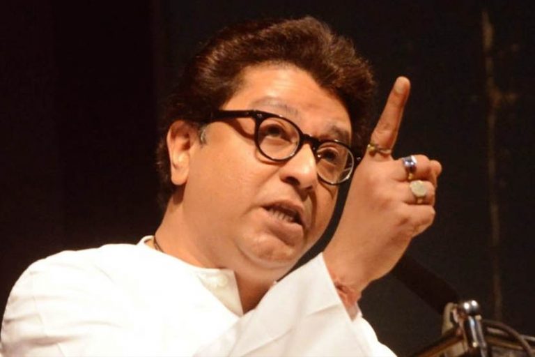 राज ठाकरेंही ॲक्टीव्ह मोडवर; मनसेत काहीतरी घडतंय? मुंबईतून थेट पुणे पक्षकार्यालयात दाखल