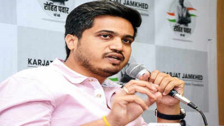 भाजपने डाव खेळलाय…’अजितदादांना व्हिलन केलं अन् भाजप मजा बघतंय’; रोहित पवार