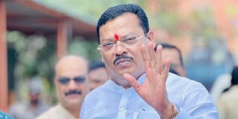 “सत्तेतील आमदाराला जास्त निधी मिळतोच… शिवसेना आमदाराचं वादग्रस्त विधान 