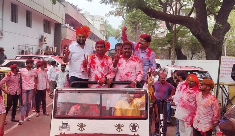 पुण्यात NCP – BJP चा एकत्र जल्लोष! १९ वर्षांनी ‘या’ बिनविरोध निवडी