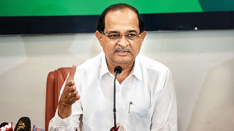 “आमच्यावर पहिल्यापासून हेच आरोप झाले”; विखे पाटील-शिंदे वादामुळे भाजपमधील गटबाजी चव्हाट्यावर