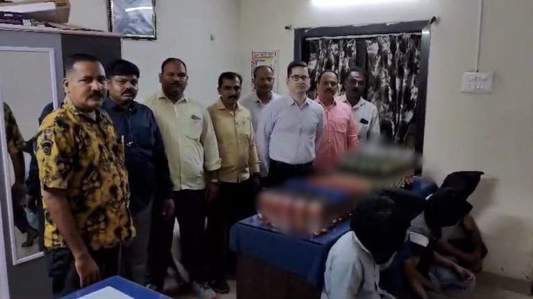 चोरीसाठी वाईन शॉपमध्ये नोकरीला लागला, अन् लाखोंच्या दारूवर केला हाथ साफ