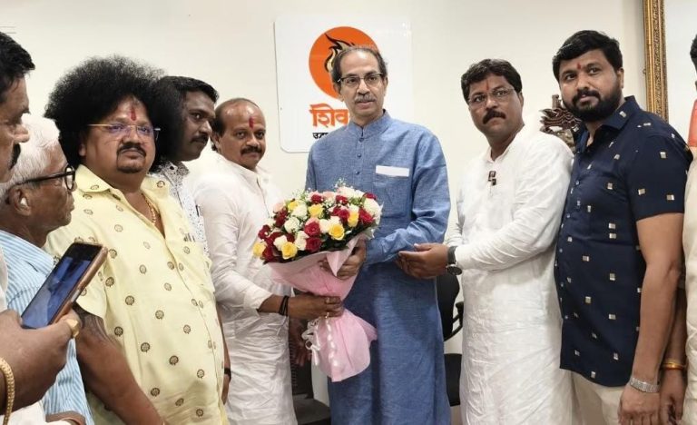राज ठाकरेंचा ‘हा’ शिलेदार मातोश्रीच्या छत्रछायेत दाखल; शरद पवारांच्या पुण्यातील या 2 शिलेदारांचे ‘टेन्शन’ वाढलं 