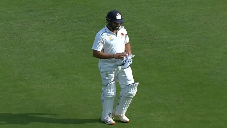 ‘या’ दिग्गजाचे बोल रोहित शर्माला चांगलेच झोंबले, नाराज होऊन थेट BCCI कडे केली तक्रार
