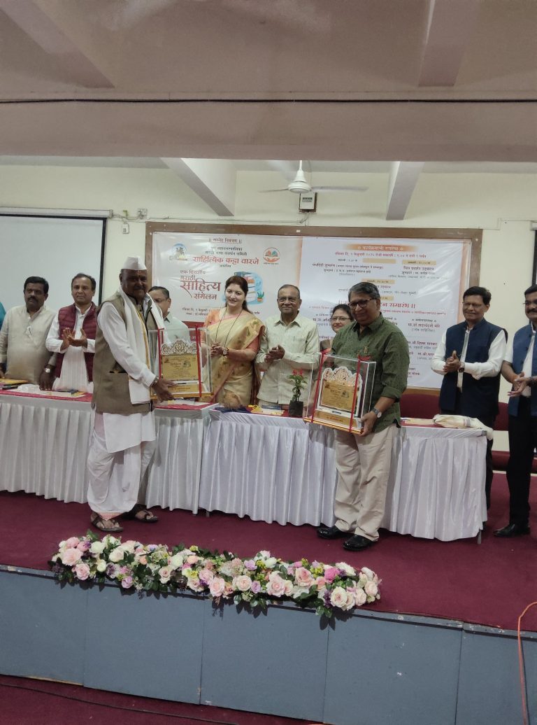 महादजी शिंदे यांच्या भजन परंपरेत ग्वाल्हेर घराण्याच्या गायकीचा उगम आढळतो -डॉ .सदानंद मोरे