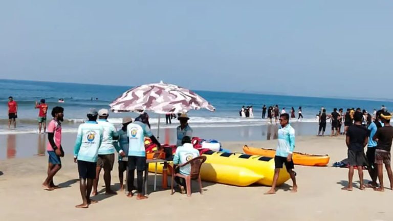 पुण्यातील पर्यटकांबाबत मोठी दुर्घटना, अतिआत्मविश्वास दाखवला तारकर्ली समुद्रात 5 जण बुडाले दोघांचा मृत्यू