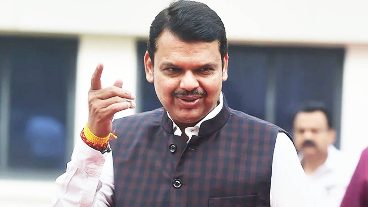 Devendra-Fadnavis-Guardian-Minister