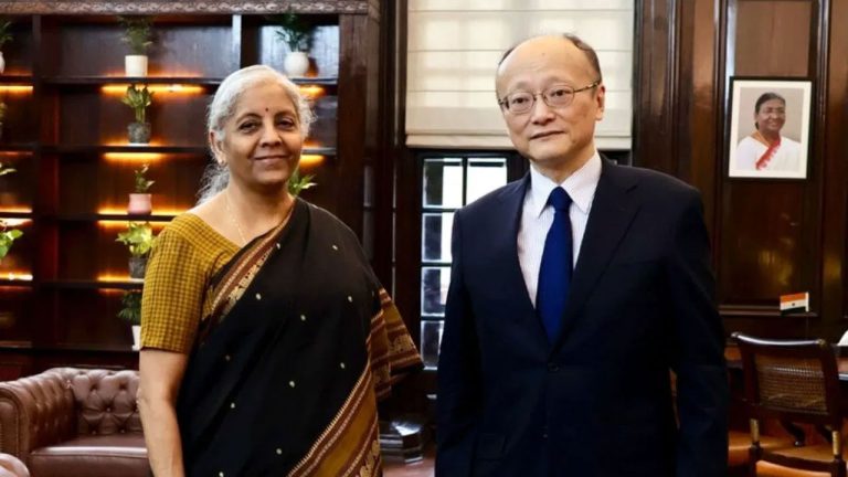ना आयएमएफ, ना जागतिक बँक, याने उघडली आहे तिजोरी, दरवर्षी भारताला देणार इतके पैसे