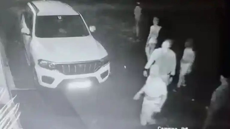 उद्योजक लड्डा यांच्या घरी दरोडा प्रकरणी संभाजीनगरमध्ये अमोल खोतकरचा एन्काऊंटर, पोलिसांच्या अंगावर गाडी घालून…