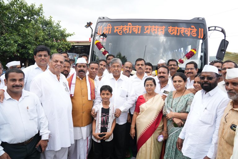 मुठा खोऱ्यात मुलींच्या शिक्षणास बसचे लोकार्पण; मुळशीचे चित्र बदलण्यासाठी सर्वतोपरी मदत; ना. चंद्रकांतदादा पाटील यांची ग्वाही