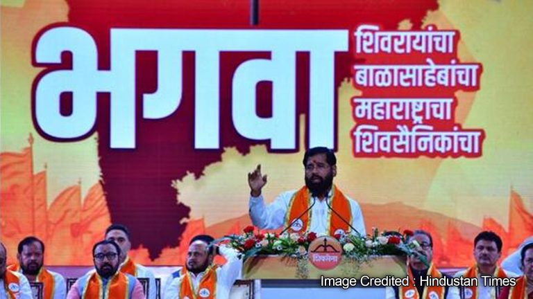 शिवसेनेच्या वर्धापन दिनी ठाकरे आणि शिंदेंमध्ये शाब्दिक चकमक