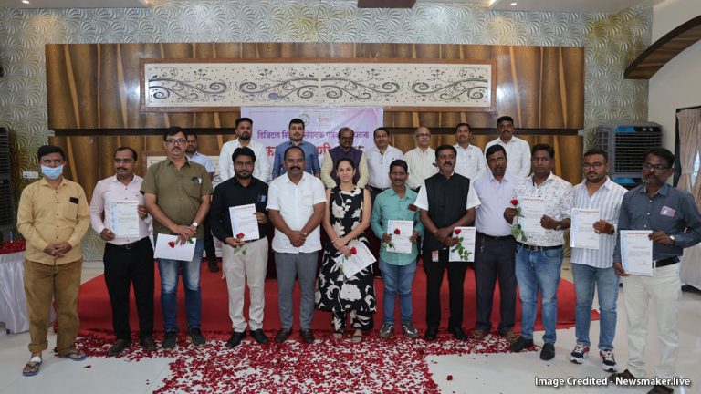 डिजिटल मीडिया संपादक पत्रकार संघटनेची कार्यकारिणी जाहीर; महेश टेळेपाटील यांची फेरनिवड, नवनिर्वाचित पदाधिकाऱ्यांचा सन्मान