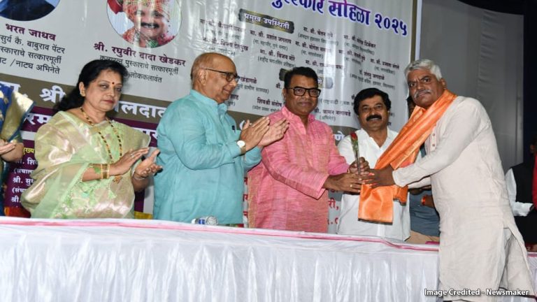 गावच्या मातीतून उगम पावलेली सूरांची क्रांती : गोरक्ष मोहन पवळ यांची यशोगाथा