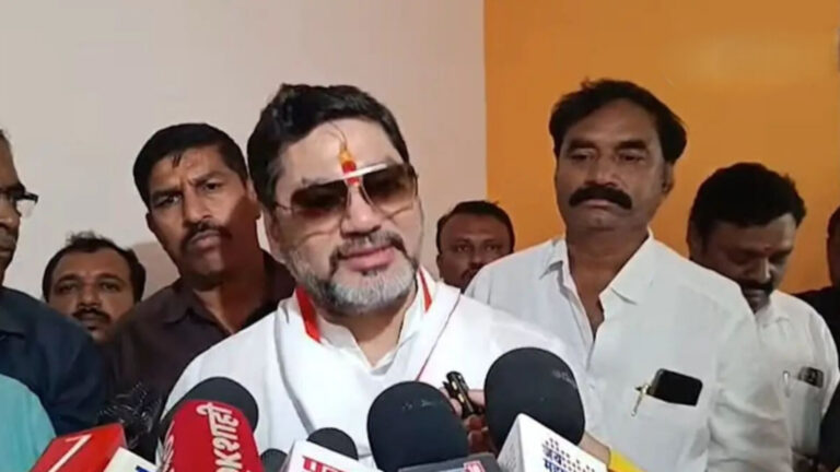भरत कराड आत्महत्यानंतर धनंजय मुंडेही मराठा आरक्षणावर बोलले ”ओबीसींचा कट-ऑफ बघा अन् EWSचाही बघा…”,