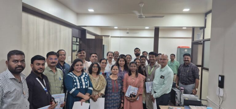 डॉक्टर्स दिनानिमित्त कमला नेहरू रुग्णालयातील डॉक्टरांचा पतित पावन संघटनेतर्फे भव्य सत्कार