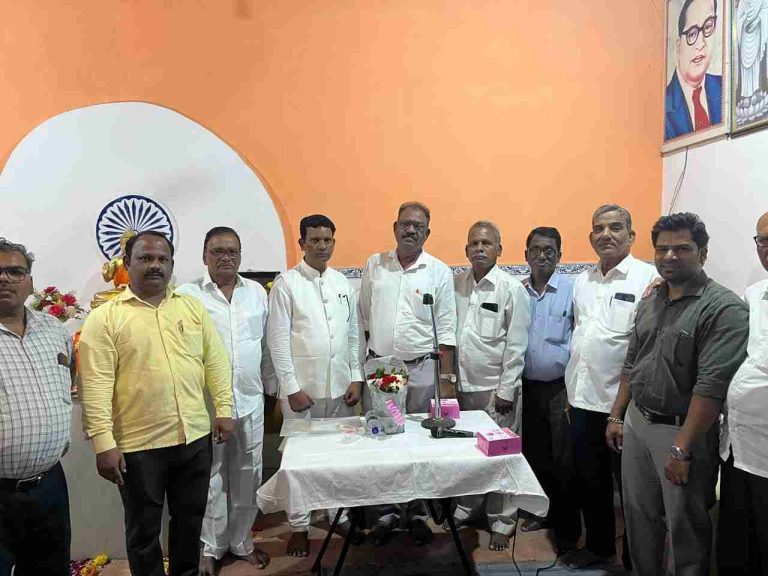 नेरुळ येथे वर्षावास मालिका मोठ्या उत्साहात संपन्न; अरुण कांबळे भोवडेकर यांचे अभ्यासपूर्ण प्रवचन